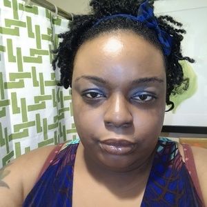 Meet your Posher, Precious